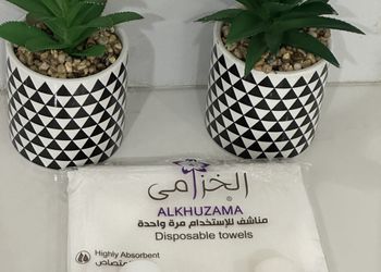 شقة بصالة و غرفة نوم 