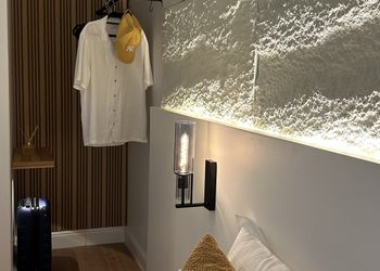 استديو بتصميم مختلف وبدخول ذاتي