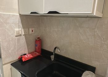 استديو بسرير ماستر وجلسة جانبية