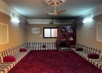 استراحة بمجلس رجال ونساء