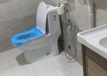 شقة بغرفتين نوم وصالة
