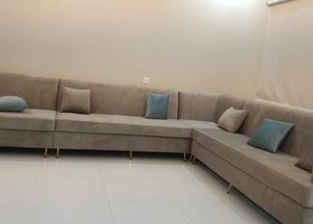 استراحة بمسبح بألعاب مائيه 
