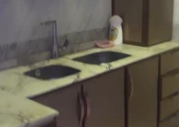 شاليه بجلسة خارجية ومسبح 