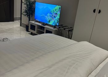 استديو هادئ بسرير ماستر 