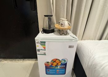 استديو هادئ بدخول ذاتي 