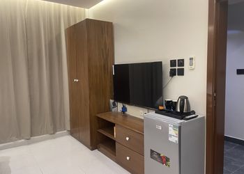 استديو بسرير ماستر وجلسة جانبية 