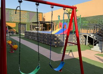 شاليه بغرفتين نوم و جلسة خارجية