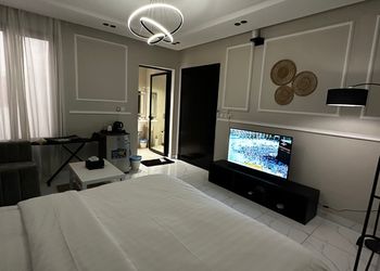 استديو بسرير ماستر ودخول ذاتي