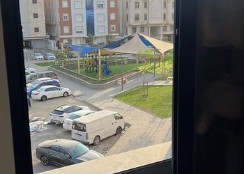 شقة بغرفة نوم وصالة 