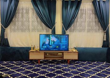 شاليه بمسبح خارجي وألعاب أطفال 