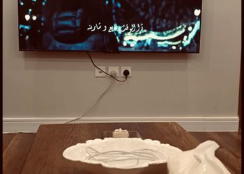 استديو بسرير ماستر وجلسة جانبية