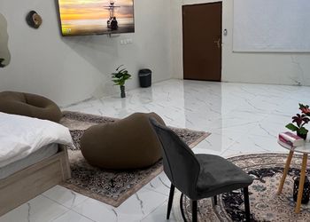 استديو هادئ بسرير ماستر 