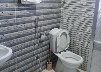 شقة بغرفتين نوم وأثاث هادئ