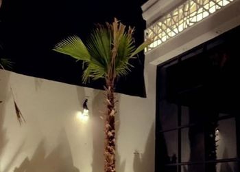 شالية بجلسه خارجيه وألعاب مائية 