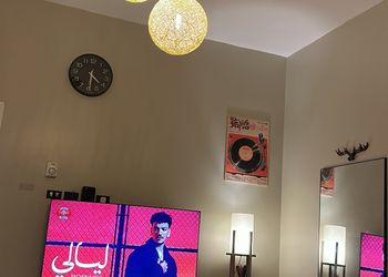 شقة انيقة غرفة وصالة دخول ذاتي