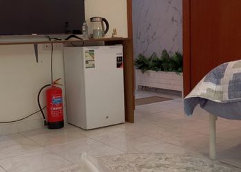 استديو بسرير ماستر وجلسة 