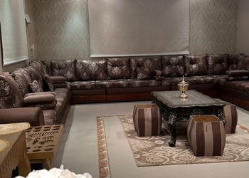 استراحة بجلسة خارجية ومسطح اخضر