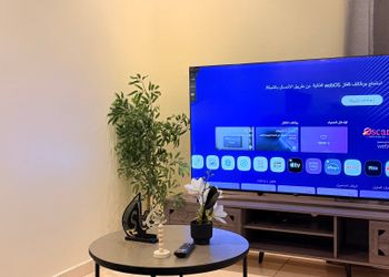 شقة بصالة مريحة ودخول ذاتي 