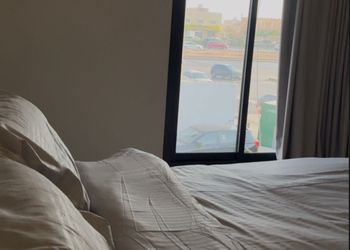شقة بغرفه نوم وصالة 