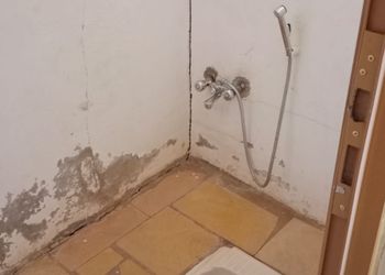 شاليه بطابع تراثي وجلسة خارجية 