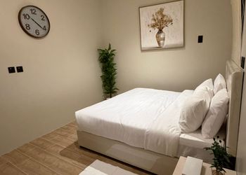 استديو بسرير ماستر ودخول ذاتي