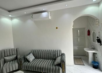 استديو بسرير ماستر وجلسة جانبية 