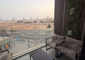 استديو هادئ بسرير ماستر 