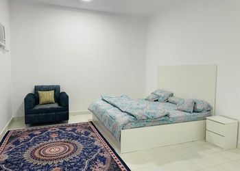 استديو هادئ بسرير ماستر 