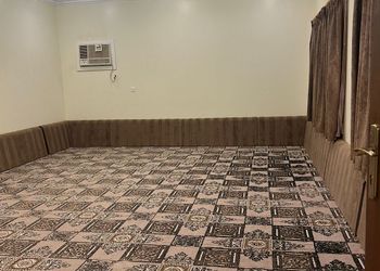 مزرعه كبيره وجميله بقسمين
