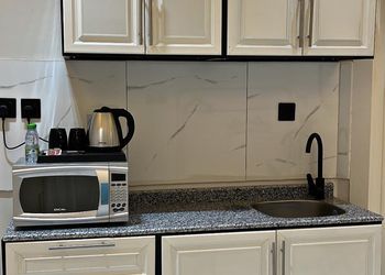استديو بسرير ماستر ودخول ذاتي