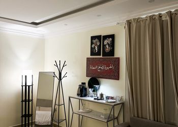 استديو بسرير ماستر وجلسة جانبية 
