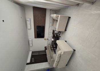 شاليه بمسطح اخضر ,ومسبح خارجي 