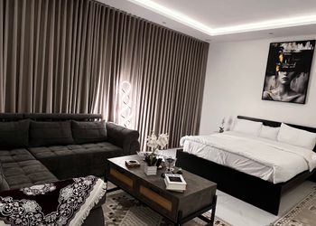 استديو بسرير ماستر ودخول ذاتي