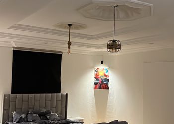 استديو بأثاث مريح وبسيط 