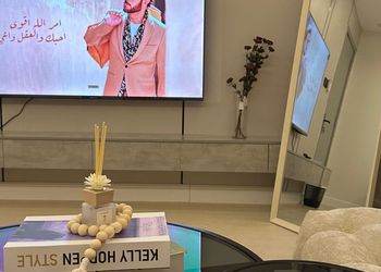 استديو هادئ بدخول ذاتي 