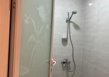 استديو هادئ بسرير ماستر 
