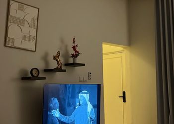 استديو بسرير ماستر وجلسة 