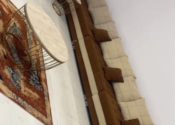 شاليه بجلسة خارجية وألعاب اطفال