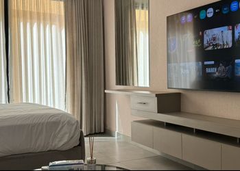 استديو هادئ بسرير ماستر