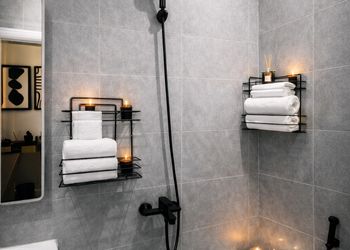 استديو بسرير ماستر وجلسة جانبية 