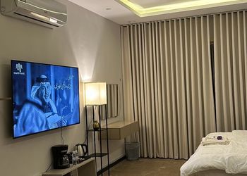استديو بسرير ماستر ودخول ذاتي