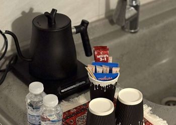 استديو ببروجكتر ودخول ذاتي 