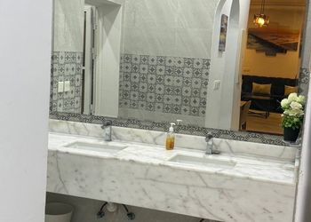 شاليه بمسطح اخضر