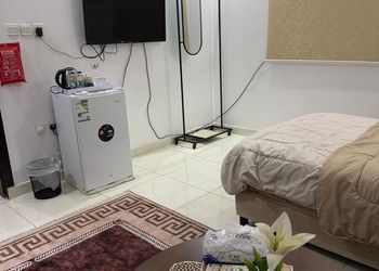 استديو بسرير مفرد ودخول ذاتي