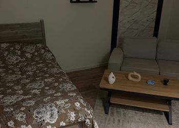 استديو هادئ بسرير ماستر
