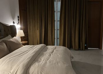 استديو انيق بسرير ماستر