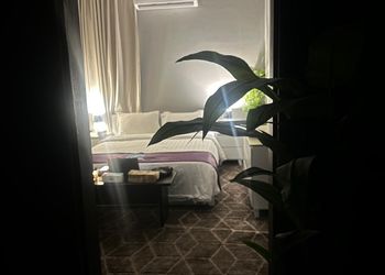 استديو بسرير ماستر ودخول ذاتي