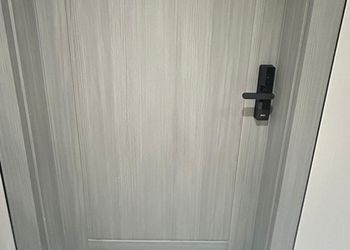 استديو بتصميم أنيق ودخول ذاتي
