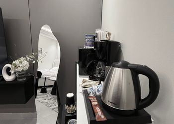 استديو هادئ بدخول ذاتي