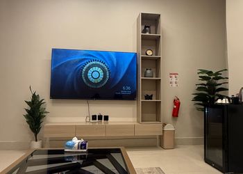 استديو بسرير ماستر وجلسة جانبية